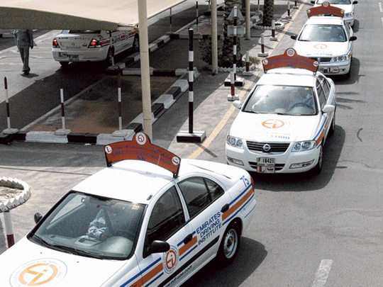 Now, students learning to drive in Dubai can also evaluate their instructors