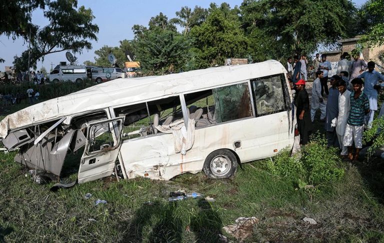 At least 13 dead in fiery Pakistan road crash: police
