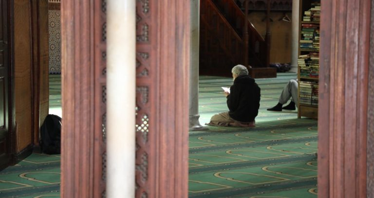 French Muslims of Arab origin feel their faith is viewed negatively: Poll