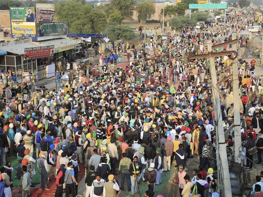 India farmers clash with police to protest new laws