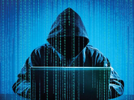 Umm Al Quwain Police arrest man who blackmailed people on social media