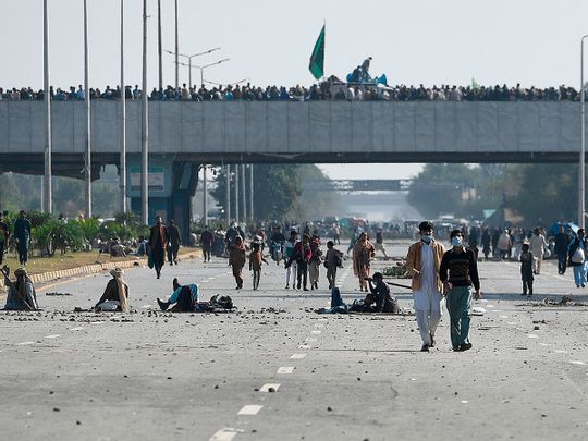 200 arrested during anti-France protest in Pakistan