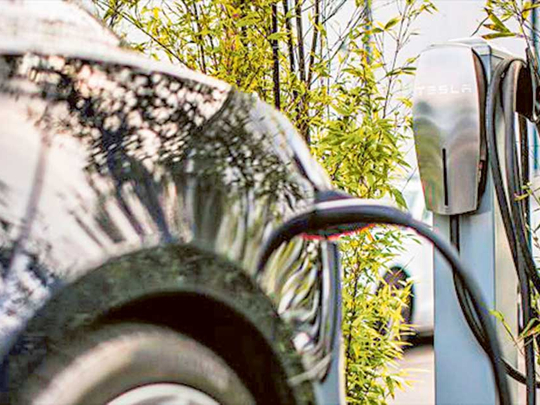 Pakistan vows to shift to 30% electric vehicles by 2030