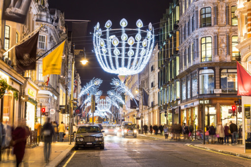 COVID-19: UK nixes Christmas gatherings, shuts London shops over virus