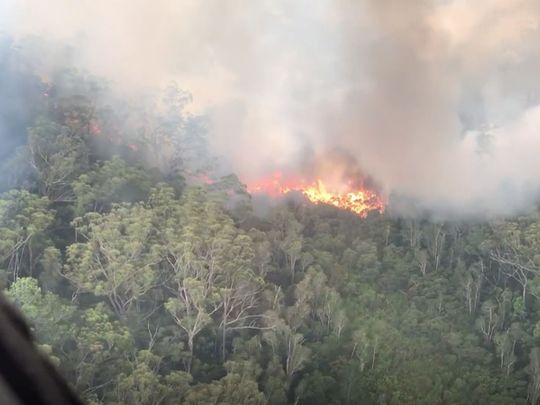 Australia bushfire threatens township on World Heritage-listed Fraser island