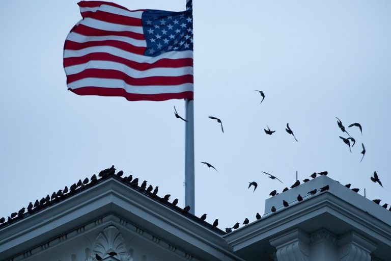 US issues travel curbs for Chinese Communist Party members