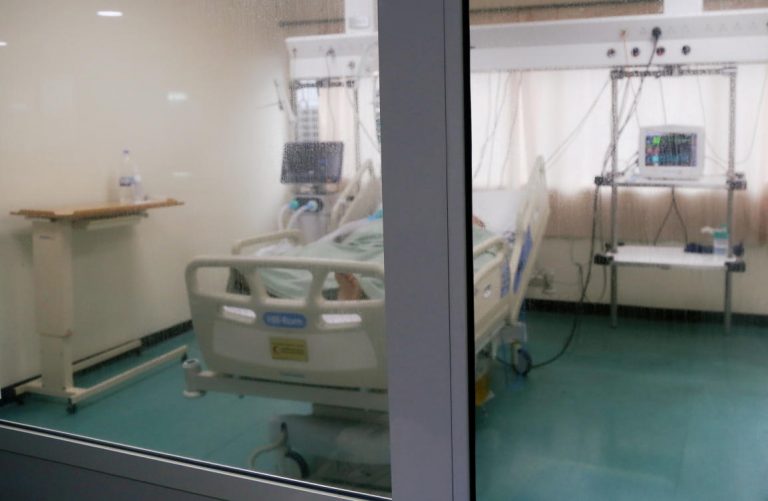 Lebanese minister says COVID-19 cases rising, hospital beds not enough