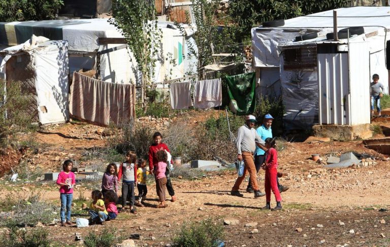 Hunger threatens Lebanon if leaders don’t act, UK minister warns