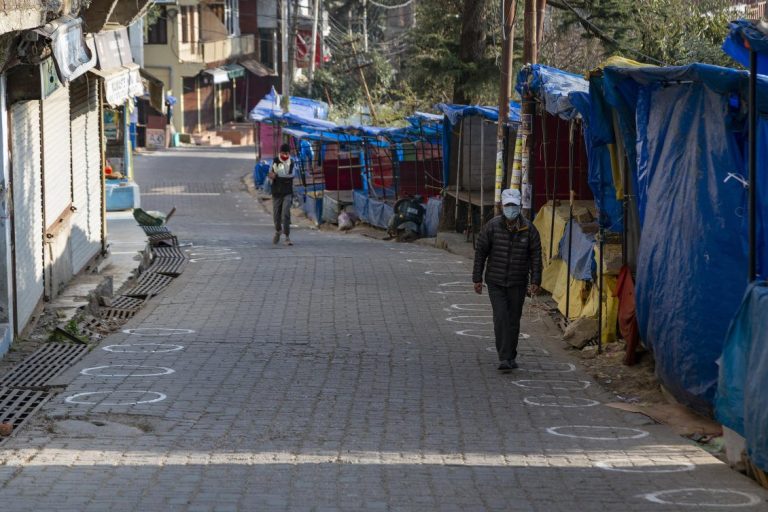 India reports nearly 33,000 new coronavirus cases