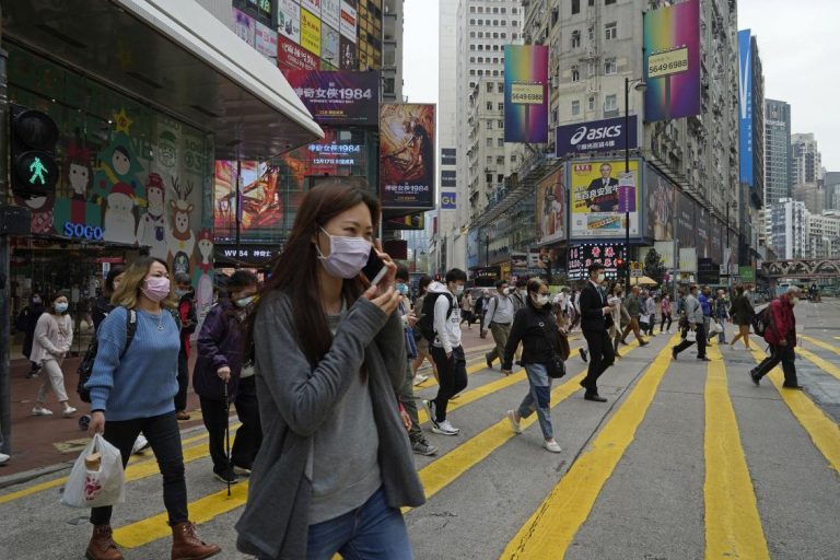 Hong Kong to limit dining, close gyms and beauty salons to curb coronavirus