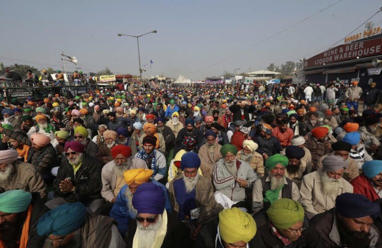 Indian farmers start hunger strike to pressure Modi on reforms