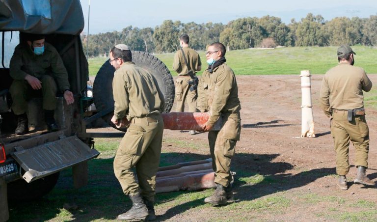 Christmas in Lebanon: Israeli jets violate airspace, new virus strain arrives