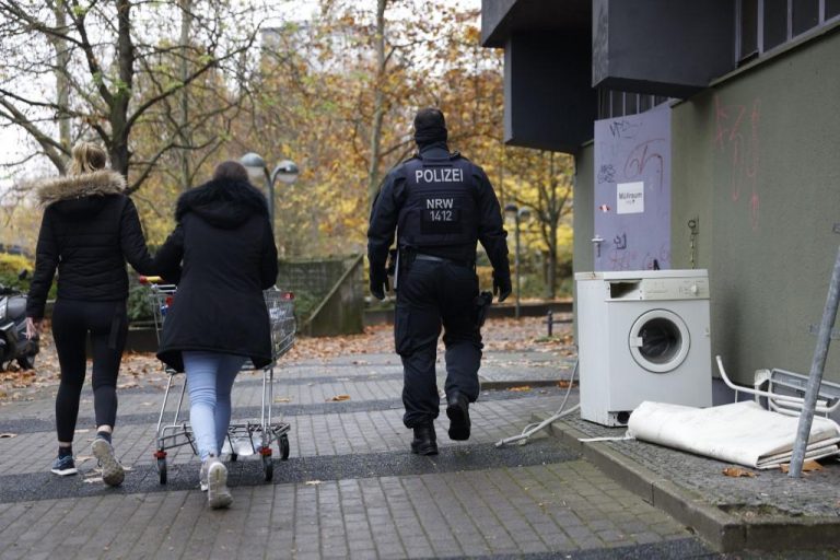 Three seriously injured in Berlin shooting in Berlin, fire service says
