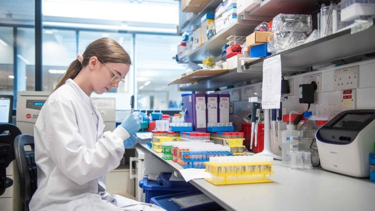UK scientists trialing drug to prevent infection that leads to COVID-19