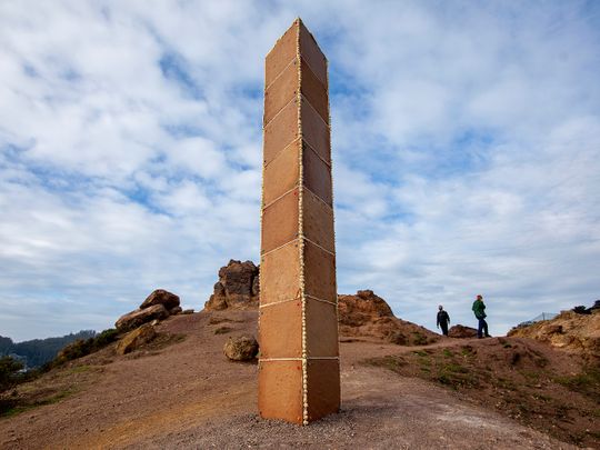 Gingerbread monolith delights San Francisco on Christmas Day