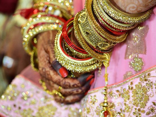 India: Newly married woman runs away with cash, jewellery