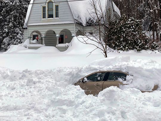 Buried under snow in a car for 10 hours. Who would come to the rescue
