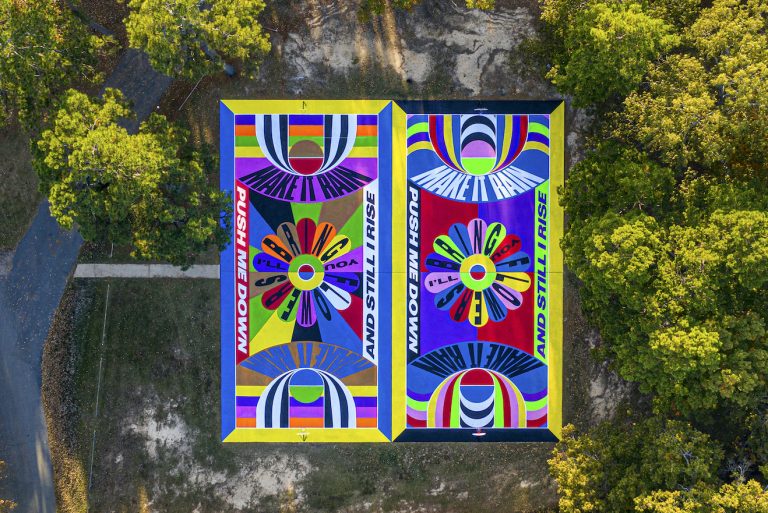 A Pair of Vibrant, Color-Blocked Murals by Lakwena Transform Two Basketball Courts in Arkansas