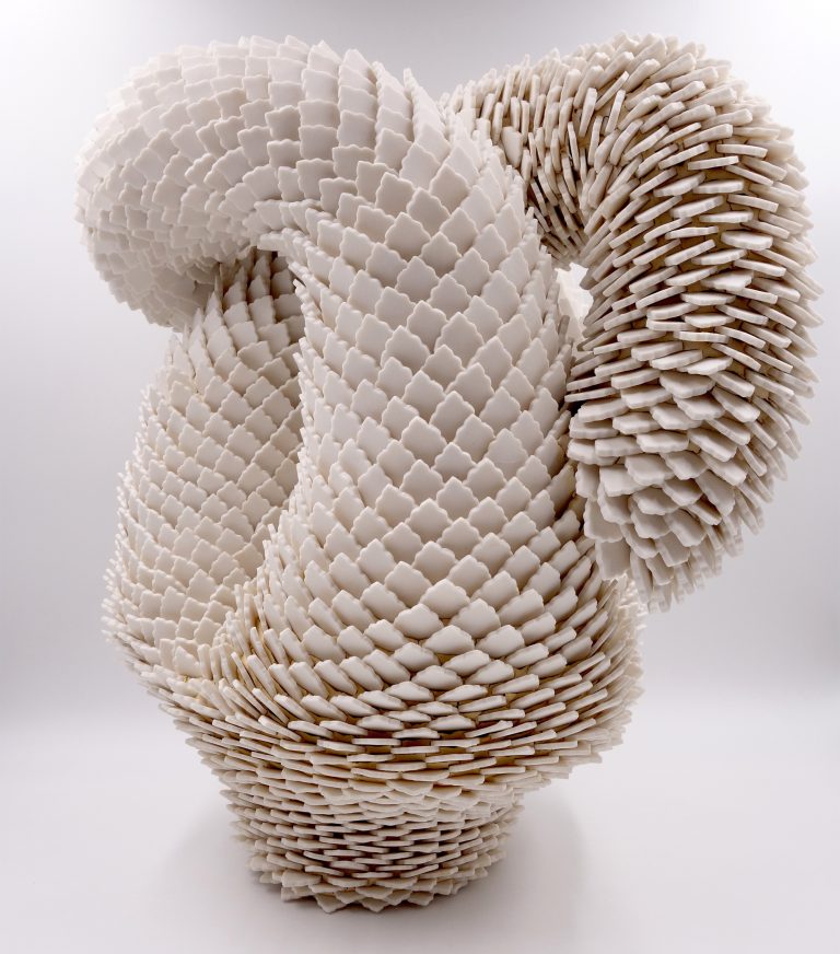 Innumerable Porcelain Pieces Form Flowers and Coral in Zemer Peled’s Textured Sculptures