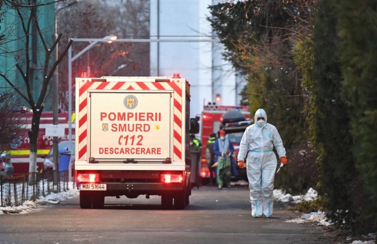 Fire at Romanian hospital treating virus patients kills 4