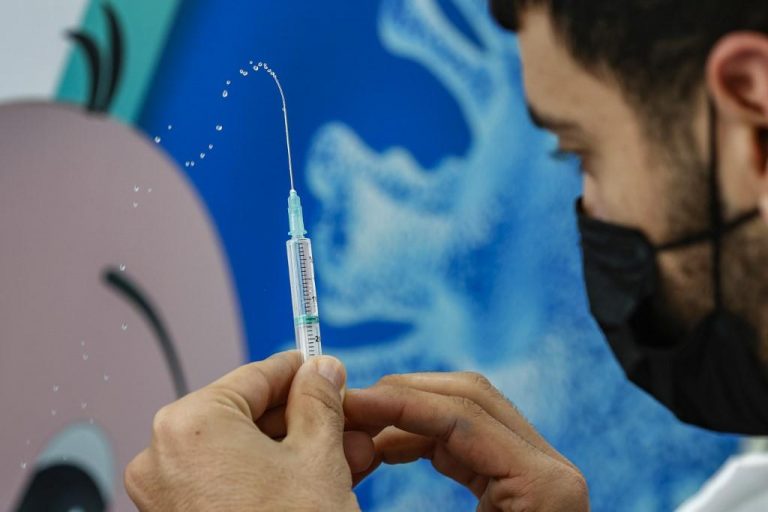 Israel to give some coronavirus vaccines to Palestinians