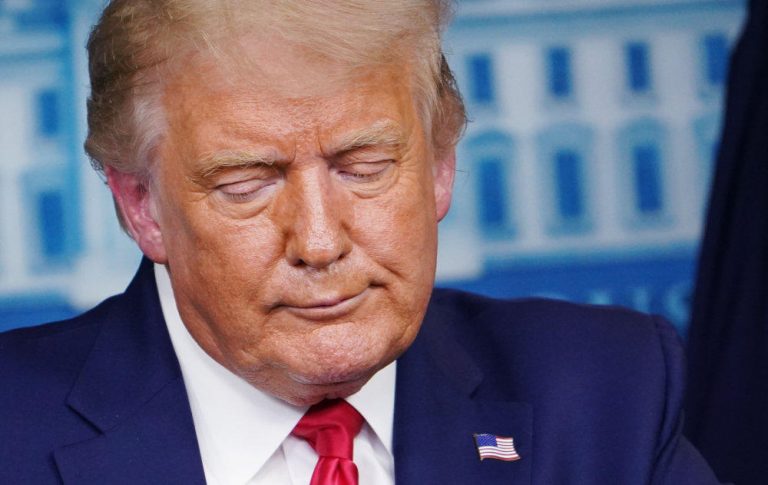 Trump names 2 lawyers to impeachment defense team