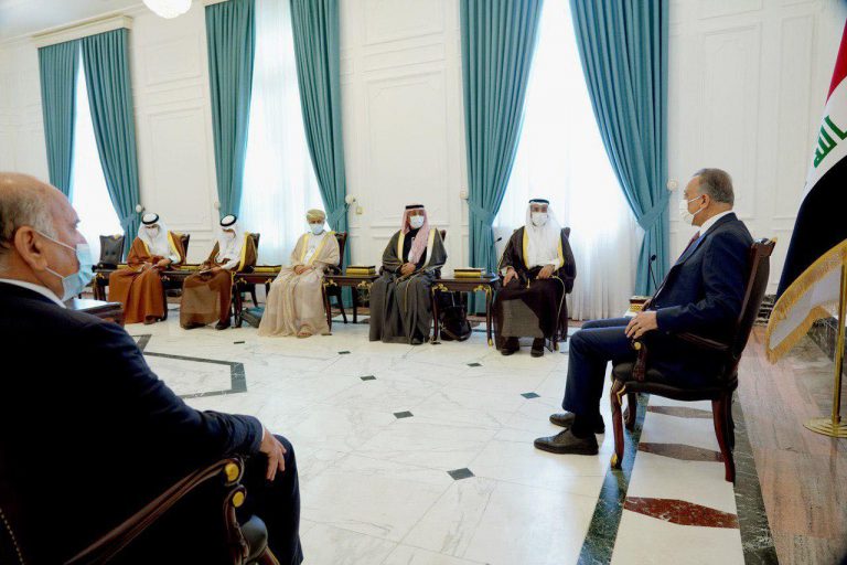 GCC secretary general and Iraqi PM discuss Gulf power line project