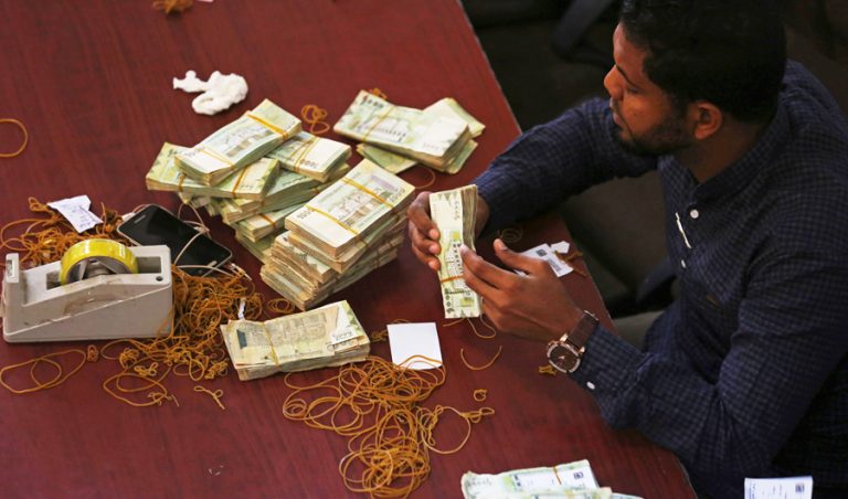 Yemeni PM criticizes UN report on central bank corruption