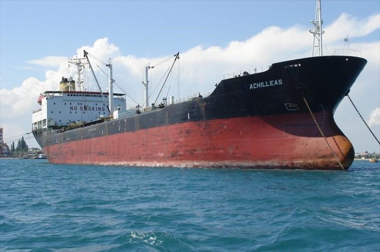 US seeks to seize suspected Iranian oil aboard foreign tanker