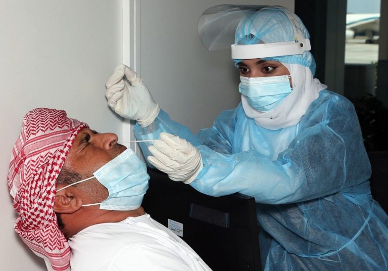 Oman begins COVID-19 vaccine jabs for senior citizens
