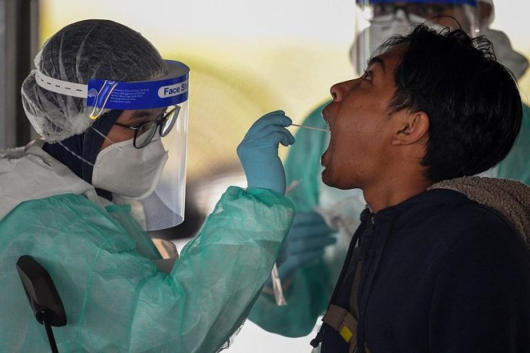 Malaysia reports 4,571 new coronavirus cases, 17 new deaths