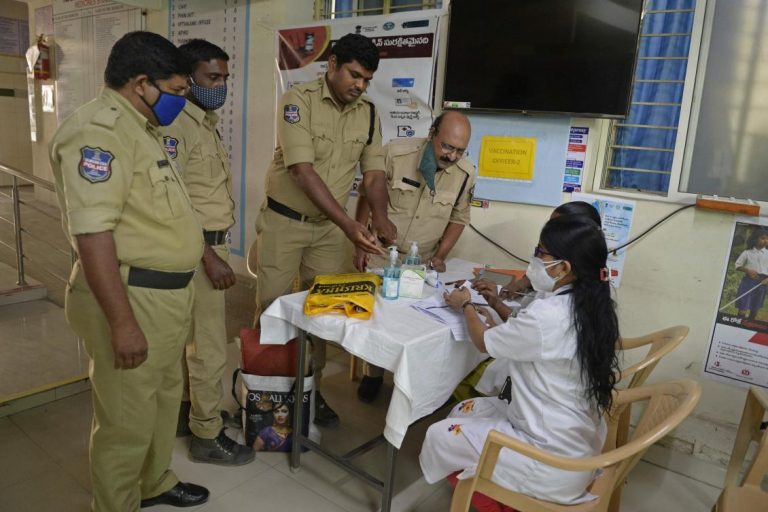 India asks states to speed up COVID-19 vaccination