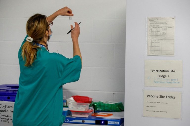 Nasal vaccines the future in fight against COVID-19: UK scientist