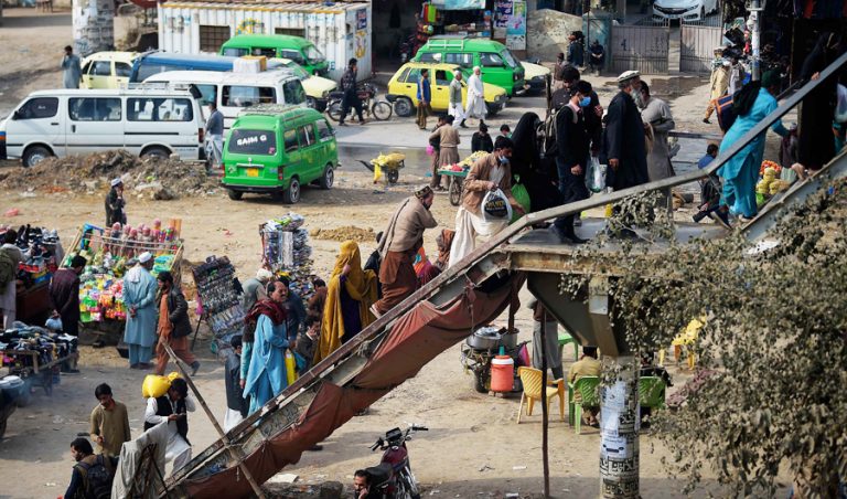 Pakistanis turn to crime-fighting app to screen new hires