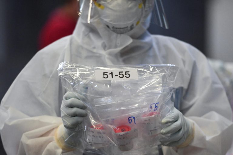Thailand finds South African COVID-19 variant in quarantine