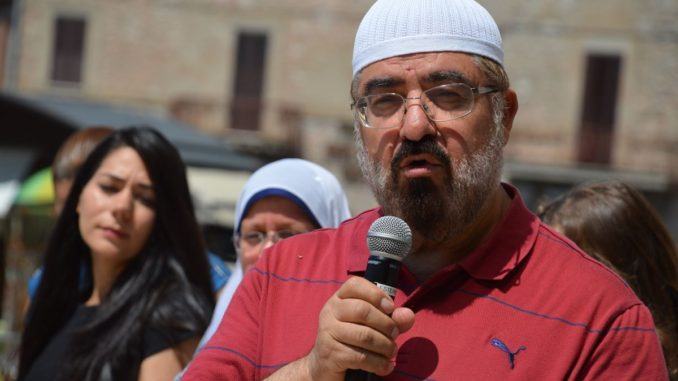 Italian Catholic clergy, politicians pay tribute to imam