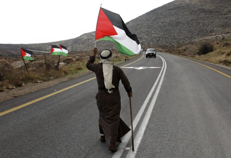 Massive numbers of Palestinian voters sign up for polls