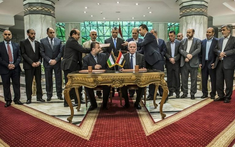 Palestinian factions postpone discussion on govt’s political program