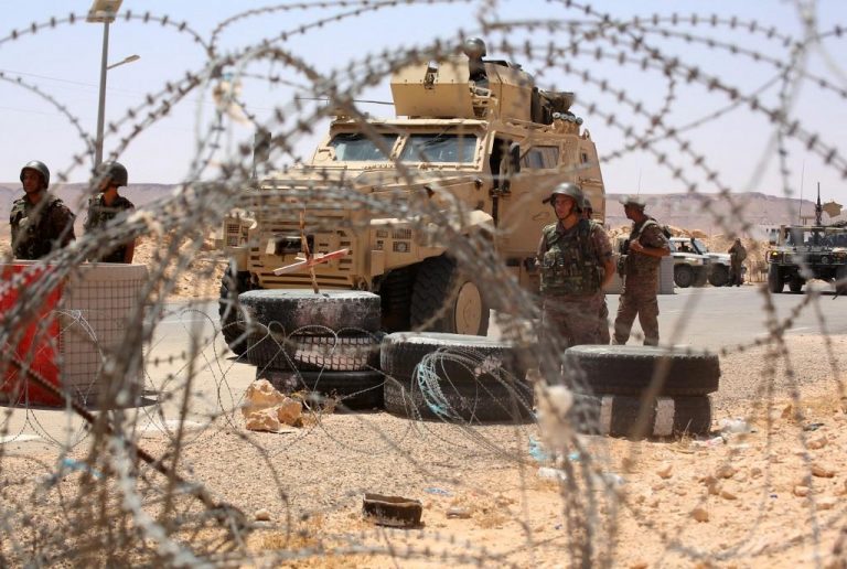 Daesh claims killing of 4 Tunisia soldiers, beheading: SITE