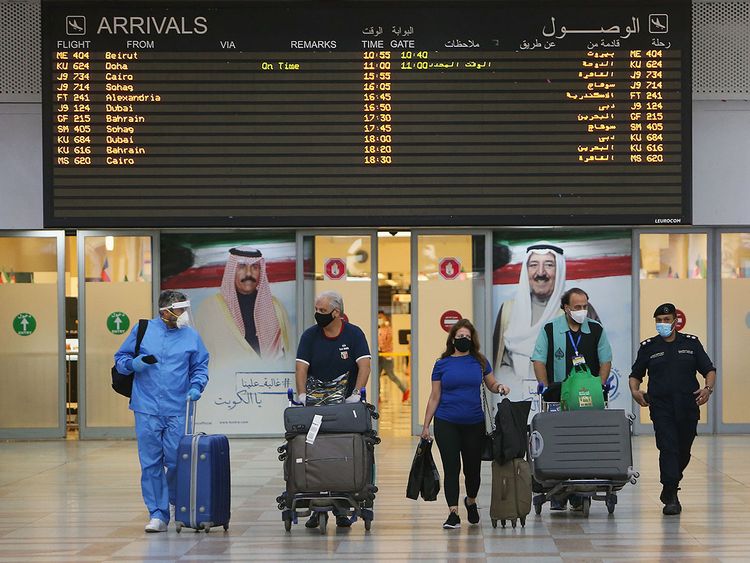 Kuwait closes land and sea border crossings – cabinet