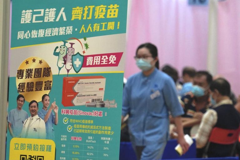Hong Kong kicks off COVID-19 vaccinations with Sinovac jab