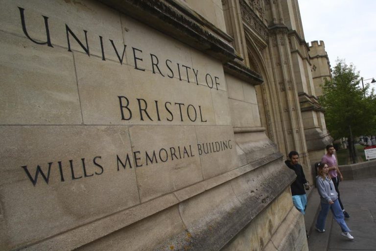 Academics back UK professor accused of anti-Semitism
