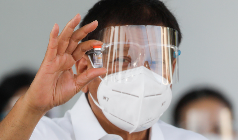 Filipinos to roll up sleeves as government receives first batch of jabs