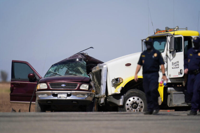 SUV in crash where 13 died came through hole in border fence
