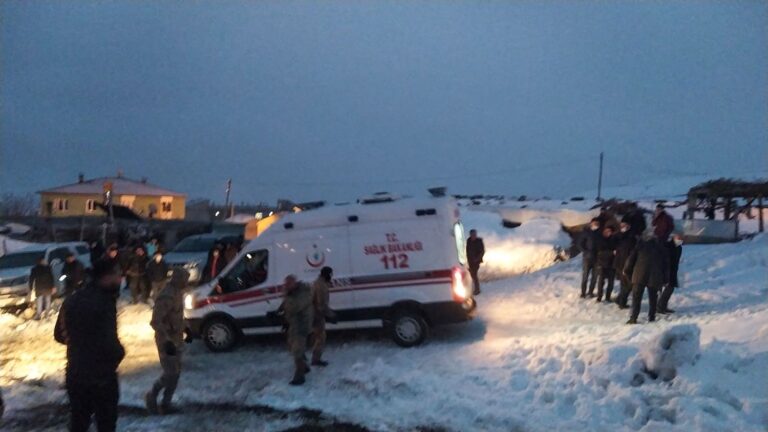 Nine Turkish soldiers killed in helicopter crash