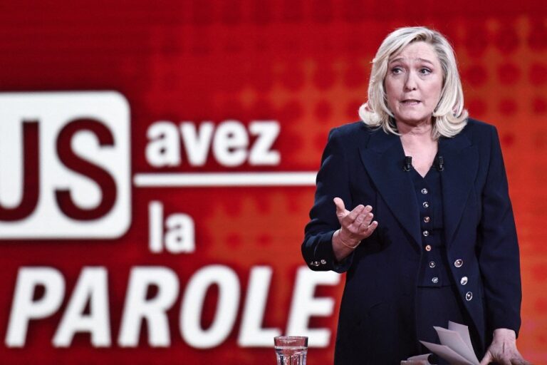Anti-Islam French writer could challenge Le Pen for presidency