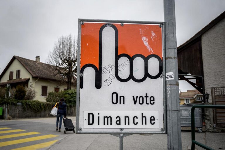 Swiss look set to approve ban on facial coverings in tight referendum