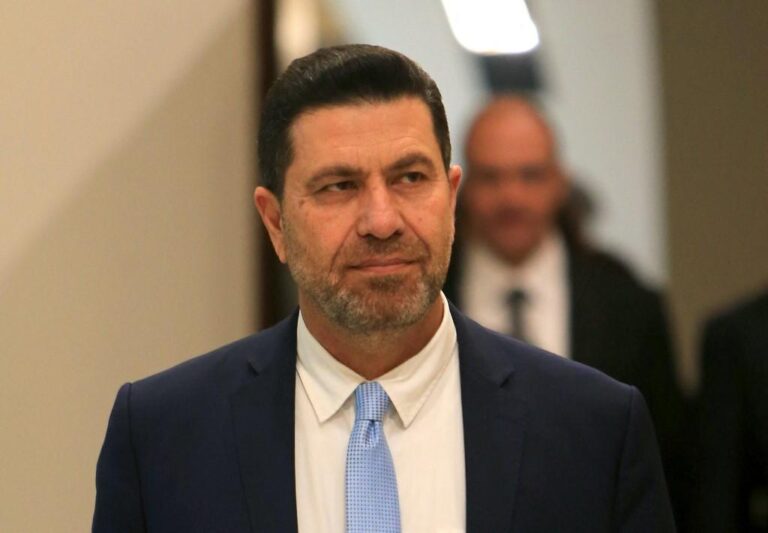 Lebanon’s energy minister sounds alarm over power supply