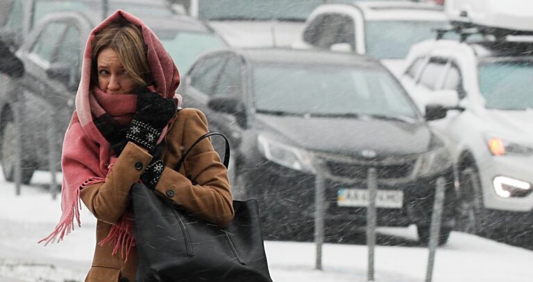 Long COVID more likely in working-age women than men: Study