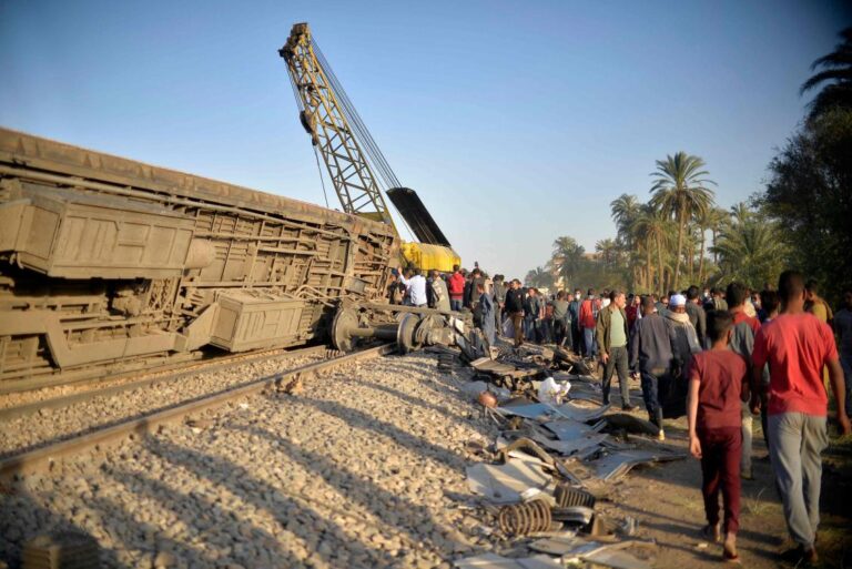 Railway traffic resumes after deadly crash in southern Egypt